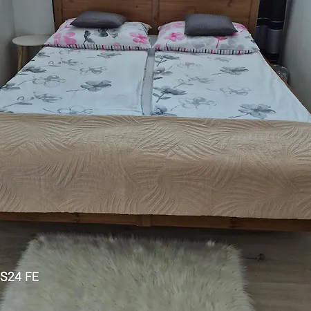 Wypas Drewniany, Całoroczny - Wynajem * Trzcianka (Czarnkow-Trzcianka)