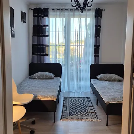 Wypas Drewniany, Całoroczny - Wynajem