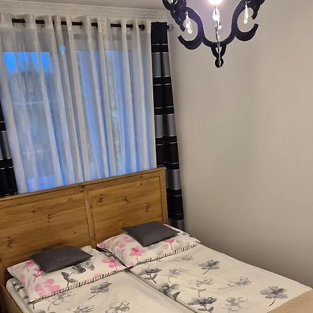 Apartament Wypas Drewniany, Całoroczny - Wynajem Trzcianka (Czarnkow-Trzcianka)